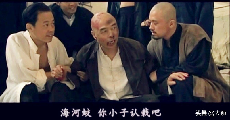 走路需长眼，碰瓷需谨慎：津门混混不服不忿，结果遇到*麻大**烦