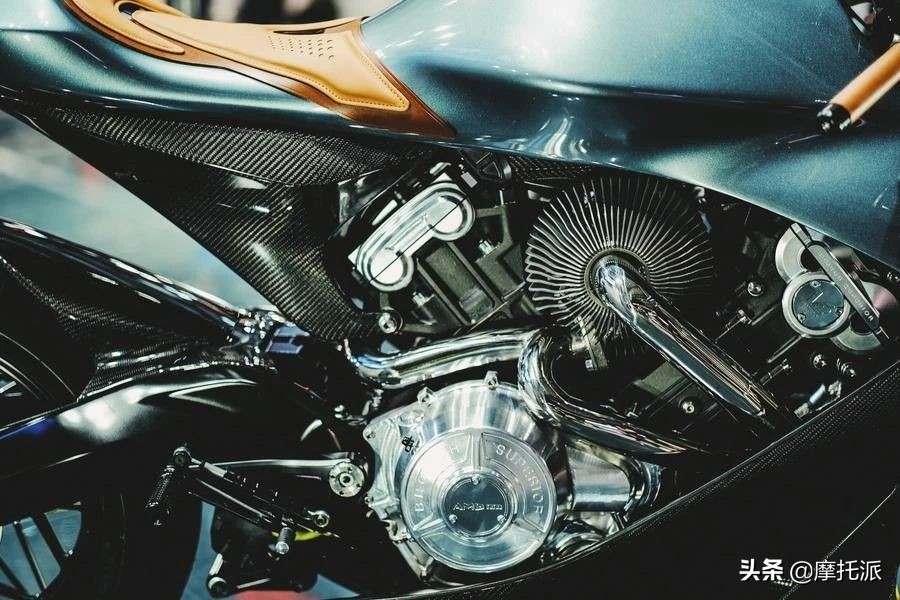 007阿斯顿马丁专属座驾多少钱,阿斯顿马丁摩托车最新款