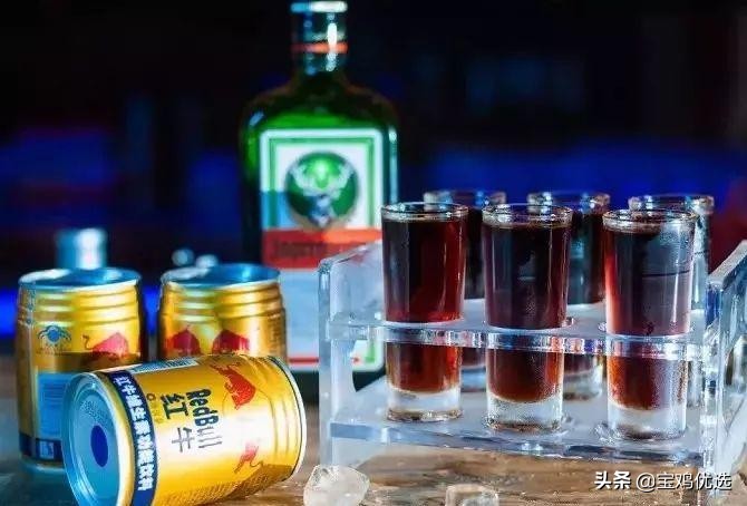 来到宝鸡这个地方，进门开启你的炫彩夜生活