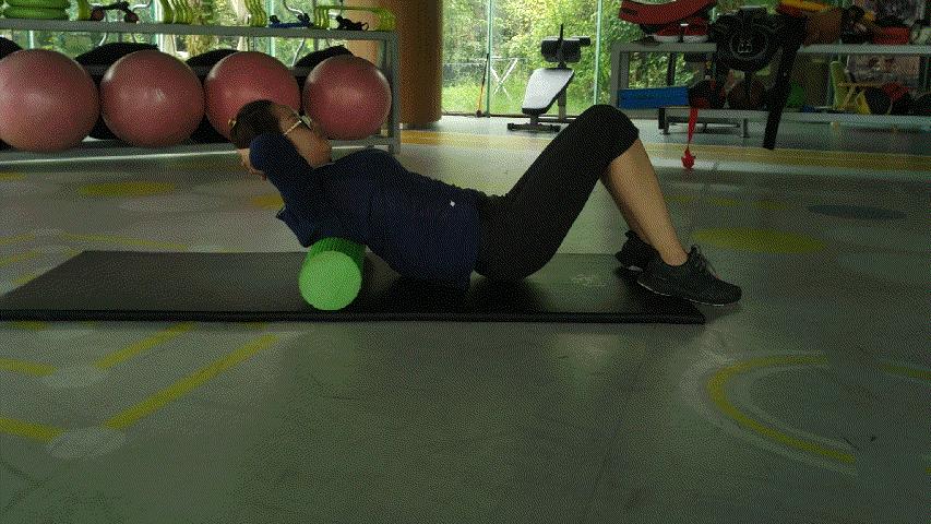 健身房练肩不耸肩的技巧,健身时耸肩挺肚子怎么办