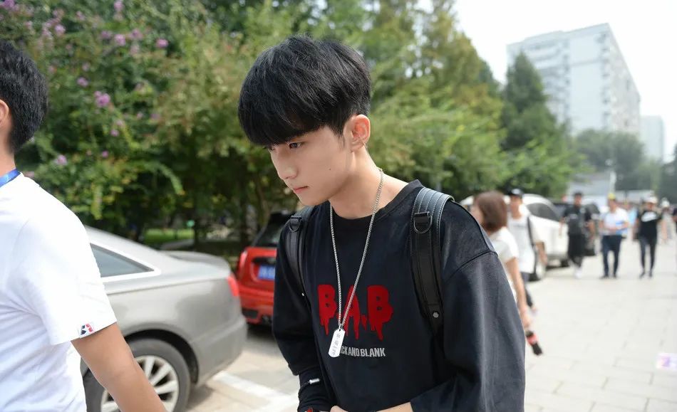 自称是男友粉丝的爸爸，史上最彪悍的嫂子出现了？