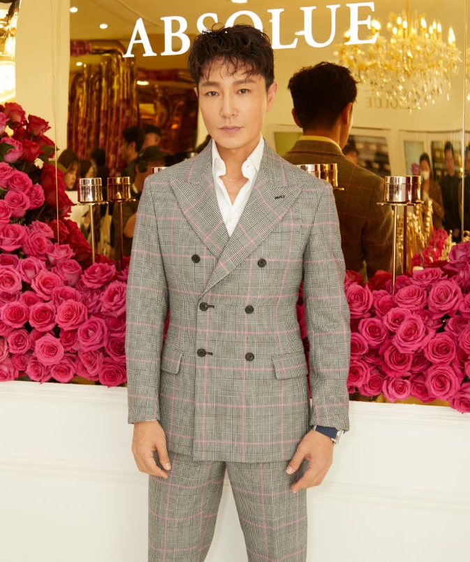 一脚定江山男主现状,一脚定江山男一号