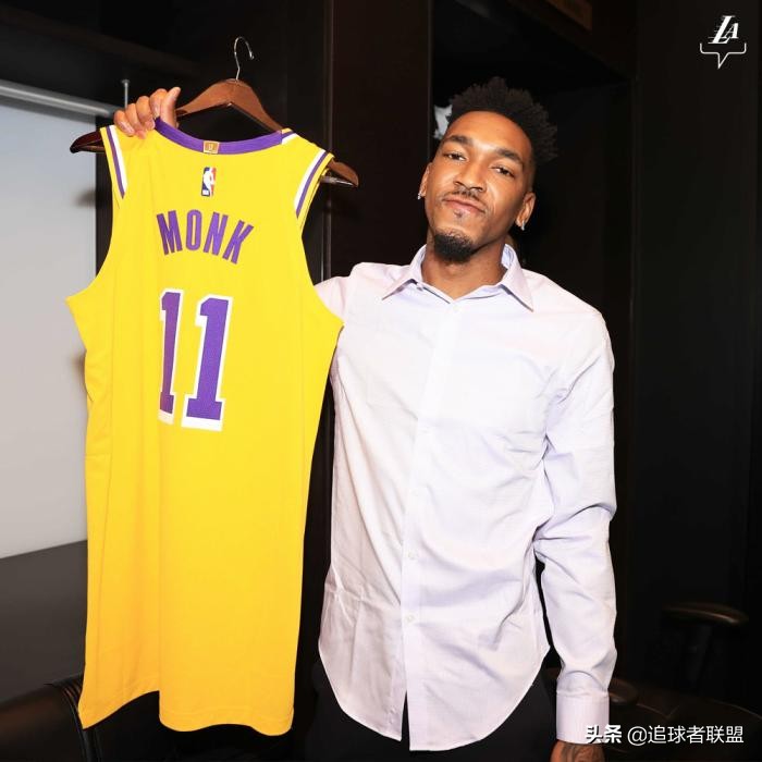 湖人官宣签下小托马斯,官宣威少加盟湖人