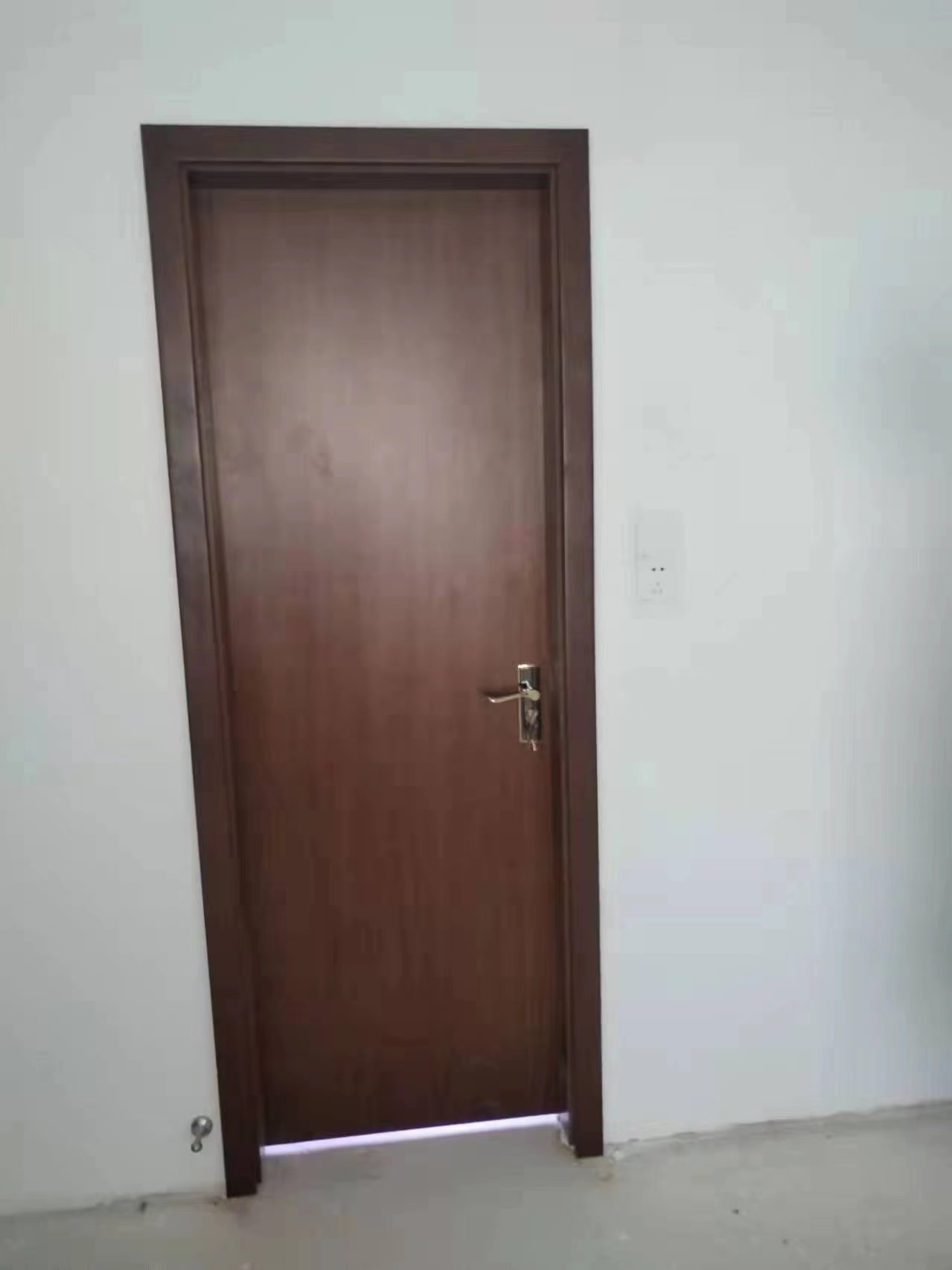 1400元实木门靠谱吗,实木门骗局揭秘